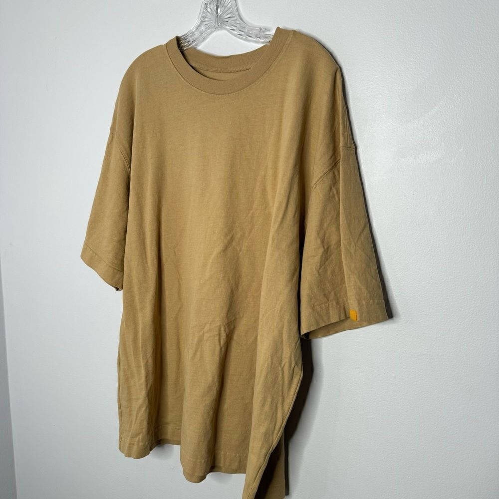 Yellow Label tan tee - Picture 2 of 5